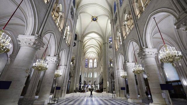 Notre-Dame de Paris a dévoilé son "éclat" retrouvé 5 ans après l'incendie dévastateur d'avril 2019. [Keystone]