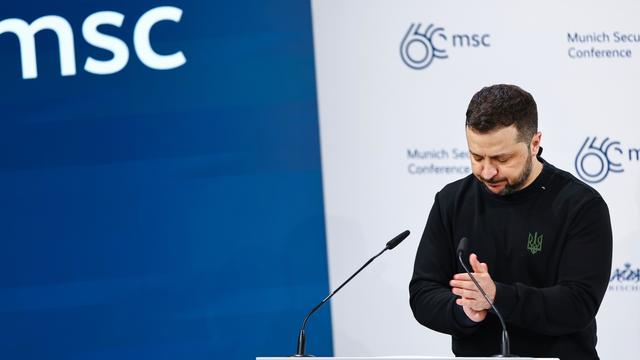 Volodymyr Zelensky alerte quant à la menace russe lors de la Conférence de Munich sur la sécurité. [EPA/Keystone - Anna Szilagyi]