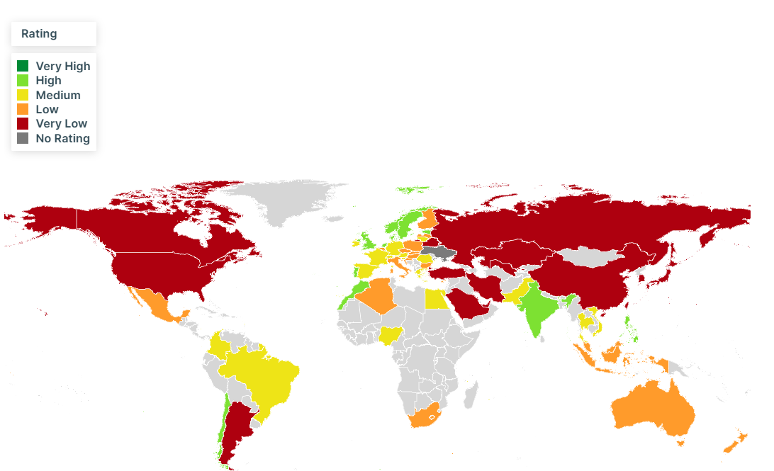 La Suisse est en jaune (résultats "moyen") au classement de l’indice de la protection du climat 2024. [Germanwatch - RTSinfo]