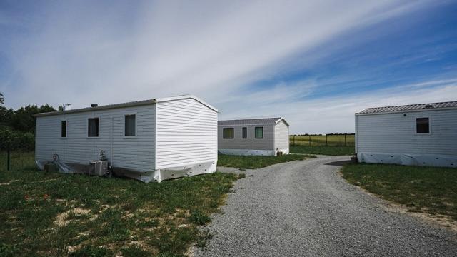 Des mobil-homes. [AFP - Amandine Sanial / Hans Lucas]