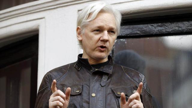 Julian Assange est "libre" après un accord avec la justice américaine, annonce WikiLeaks. [Keystone - AP Photo/Frank Augstein]