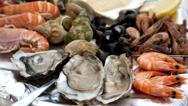 ASSIETTE DE FRUITS DE MER, RESTAURANT LE MORD'EAU, PORT DU BEC AU VILLAGE DE L'EPOIDS, COMMUNE DE BOUIN, MARAIS BRETON, COTE ATLANTIQUE, VENDEE (85), PAYS DE LA LOIRE, FRANCE
[pas d'autorisation nécessaire]
Philippe Roy / Aurimages via AFP [Aurimages via AFP - Philippe Roy]