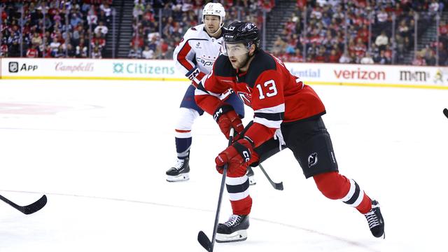 Nico Hischier a brillé contre Washington malgré la défaite de New Jersey. [KEYSTONE - NOAH K. MURRAY]