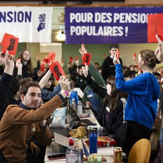 La Confédération doit-elle arrêter de subventionner les sections jeunes des partis? [KEYSTONE - Peter Klauzner]