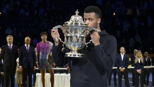 A Bâle, Mpteshi Perricard remporte son premier ATP 500. [Georgios Kefalas - Keystone]