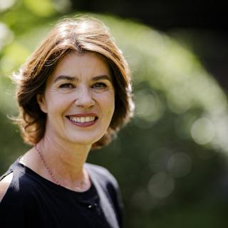 L'actrice franco-suisse Irène Jacob lors de la 77e édition du Festival du film de Locarno. [Keystone - Jean-Christophe Bott]