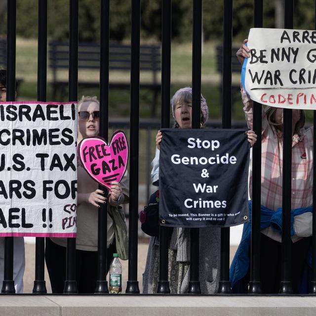 Des supporters de la Palestine à Washington. [Keystone - EPA/Michael Reynolds]
