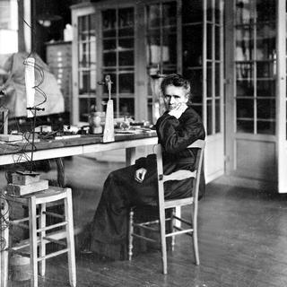 Marie Curie. [AFP - Harlingue / Roger-Viollet]