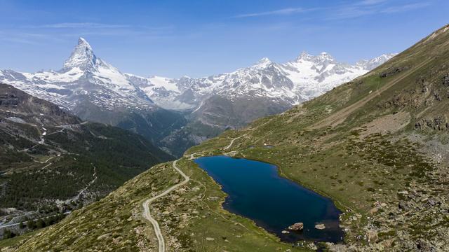 Un guide de voyage place le Valais dans son top 5 des destinations à découvrir en 2025. [Keystone - Léandre Duggan]