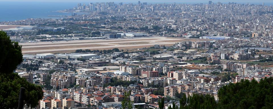 Une vue montre l'aéroport international de Beyrouth-Rafic Al Hariri, vu de Deir Qoubil, Liban, le 4 août 2024. [reuters - Emilie Madi]