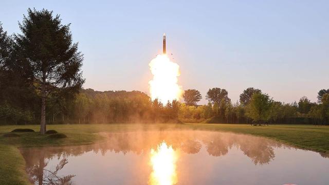 La Corée du Nord a réussi mercredi le tir d'essai d'un missile à têtes multiples. [Keystone]