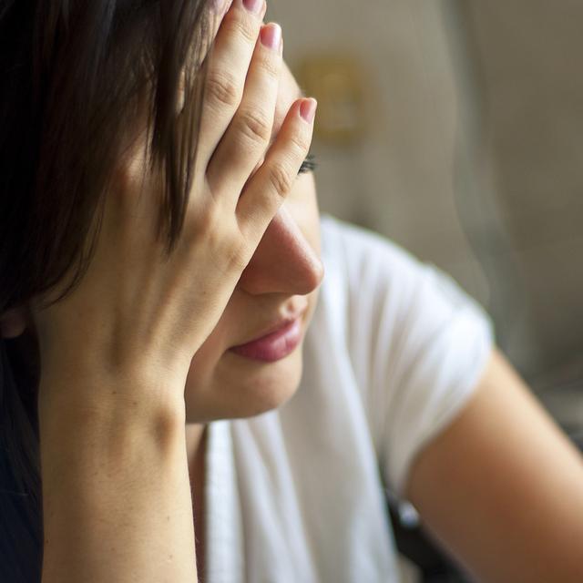 Quand la fatigue inquiète. [Depositphotos - masterwilu]