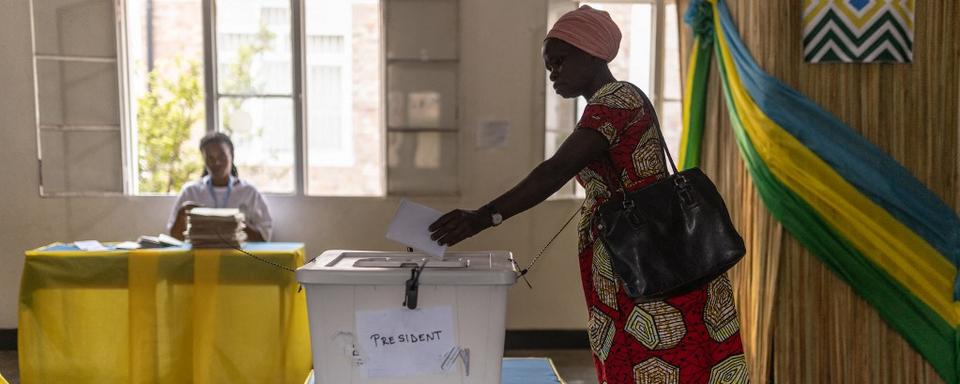 Au Rwanda, Paul Kagame est candidat pour un quatrième mandat. [afp - Guillem Sartorio]