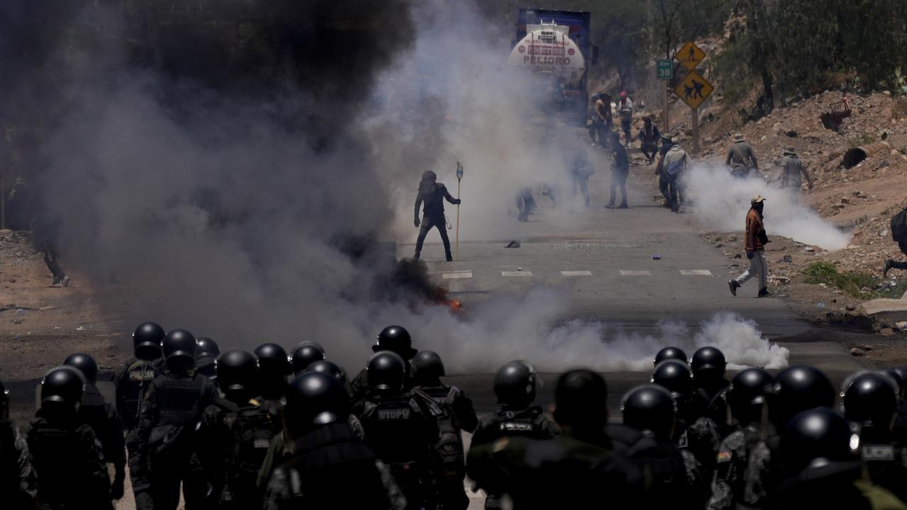 De récents affrontement entre la police et des manifestants pro-Morales ont fait plusieurs dizaines de blessés, en Bolivie. [Keystone - Juan Karita]