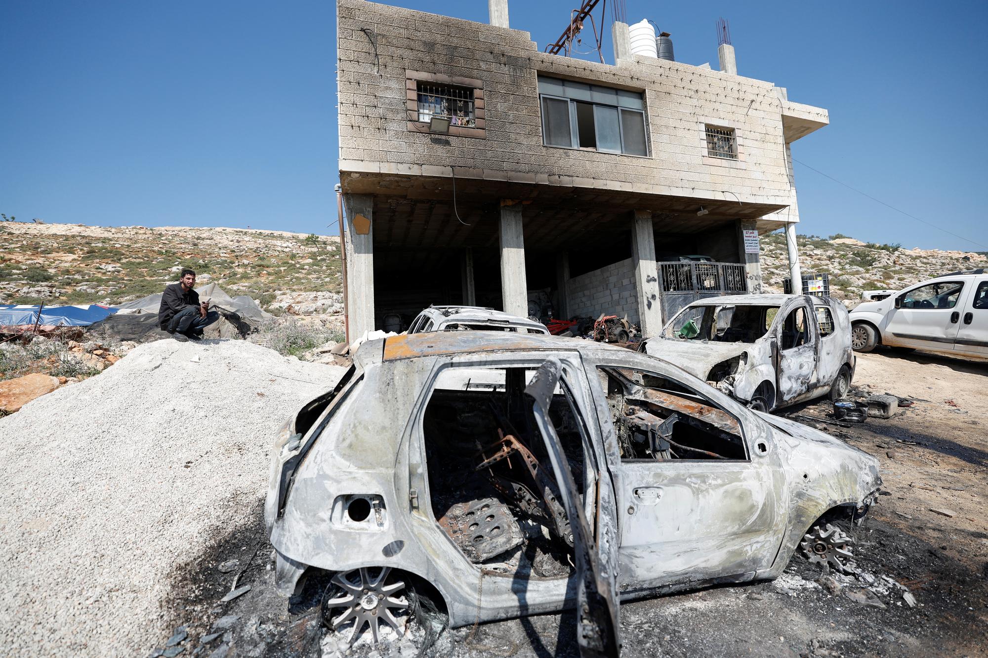 Les conséquences des frappes israéliennes sur le village d'al-Mughayyer en Cisjordanie occupée. [REUTERS - Mohamad Torokman]