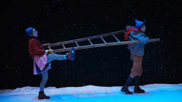 Une scène du spectacle "La grande neige" mis en scène par Olivia Seigne au Petit Théâtre de Lausanne. [Petit Théâtre de Lausanne - Philippe Pache]