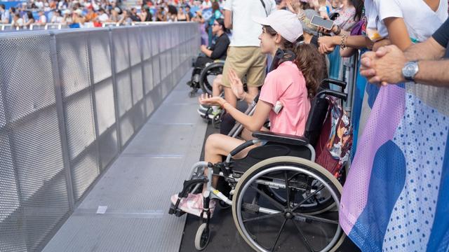 Les transports parisiens ne sont pas tous accessibles aux personnes avec un handicap (image d'illustration). [AFP - Claire Serie / Hans Lucas]