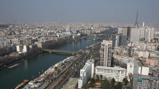 La rivière Seine est trop polluée pour les JO 2024 à Paris. [Keystone/AP Photo - Remy de la Mauviniere]