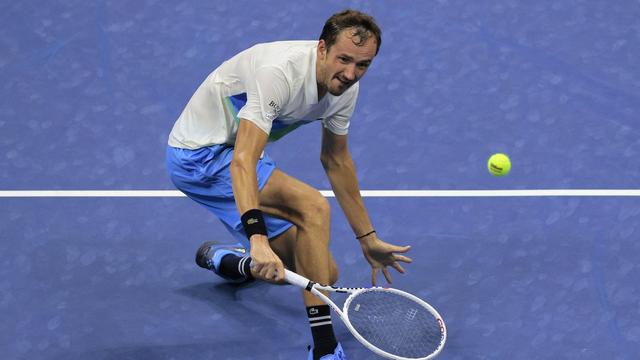 Le Russe Daniil Medvedev dans ses oeuvres à New York. Gare à lui en deuxième semaine! [KEYSTONE - BRIAN HIRSCHFELD]