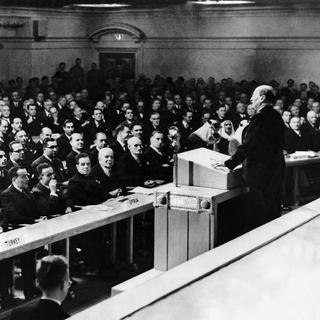 Le 10 janvier 1946, la première séance de l'Assemblée générale de l'ONU se tient à Londres. [KEYSTONE - STR]