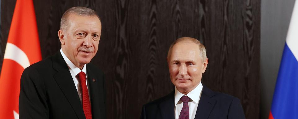 Les dirigeants Recep Tayyip Erdogan et Vladimir Poutine en 2022. [Keystone/EPA - Alexandr Demyanchuk]