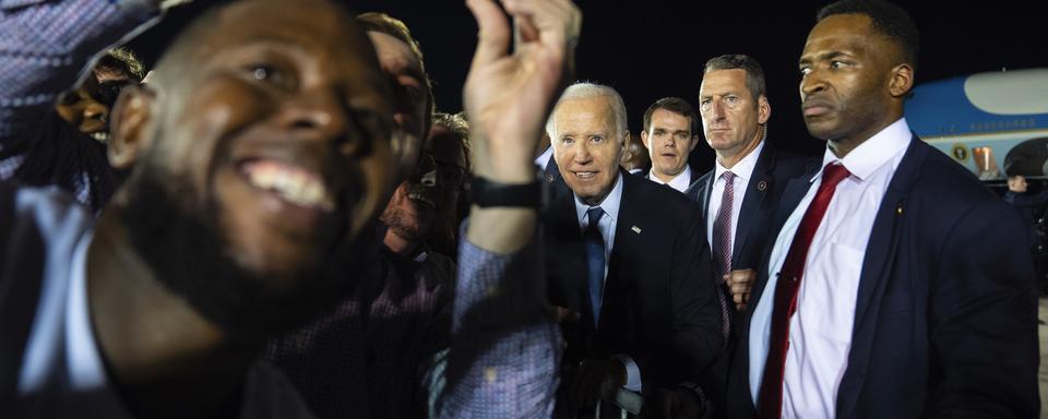 Le journal The New York Times s'immisce dans la campagne présidentielle américaine en considérant que le candidat démocrate Biden devrait ''se retirer''. [Keystone/AP Photo - Evan Vucci]