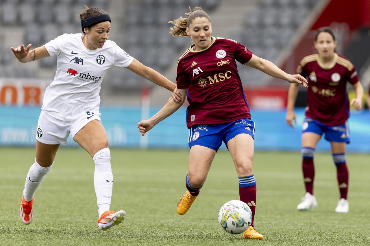 Sadrine Mauron, ici opposée à Vanessa Bernauer. [Pascal Muller/freshfocus - Pascal Muller/freshfocus]