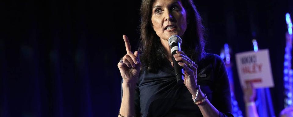 Seule adversaire de D.Trump dans la primaire républicaine, Nikki Haley, met un terme à sa campagne. [Keystone]