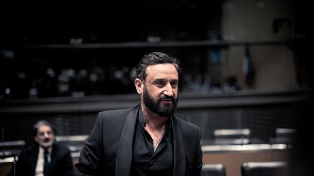 Le producteur et animateur de télévision Cyril Hanouna devant l'Assemblée nationale française le 14 mars 2024. [Hans Lucas via AFP - ARTHUR N. ORCHARD]