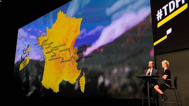 Christian Prudhomme et Marion Rousse ont présenté le parcours du Tour de France masculin et féminin. [KEY]