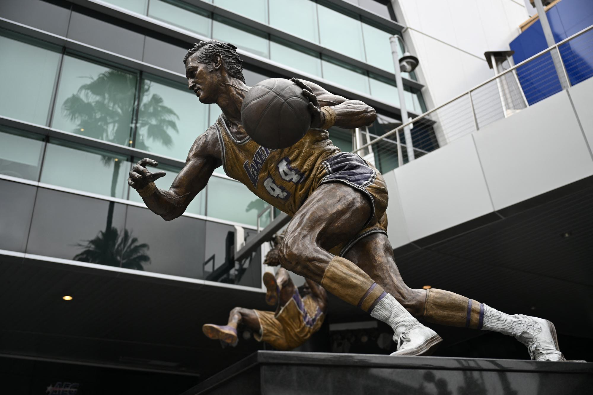 Jerry West est devenu une icône de l'histoire de la NBA. [AFP - PATRICK T. FALLON]
