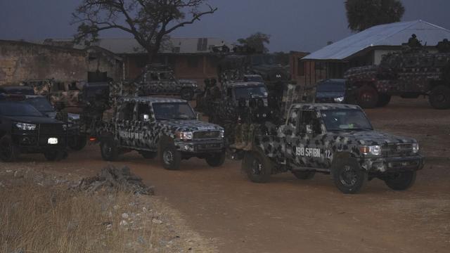 Des véhicules de l'armée nigériane. [AP Photo - AP PHOTO]