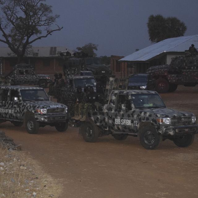 Des véhicules de l'armée nigériane. [AP Photo - AP PHOTO]