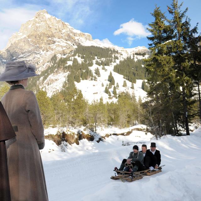 À Kandersteg, la dernière semaine de janvier célèbre le tourisme hivernal de la Belle Époque. [Keystone - PHOTOPRESS/Daniel Teuscher]