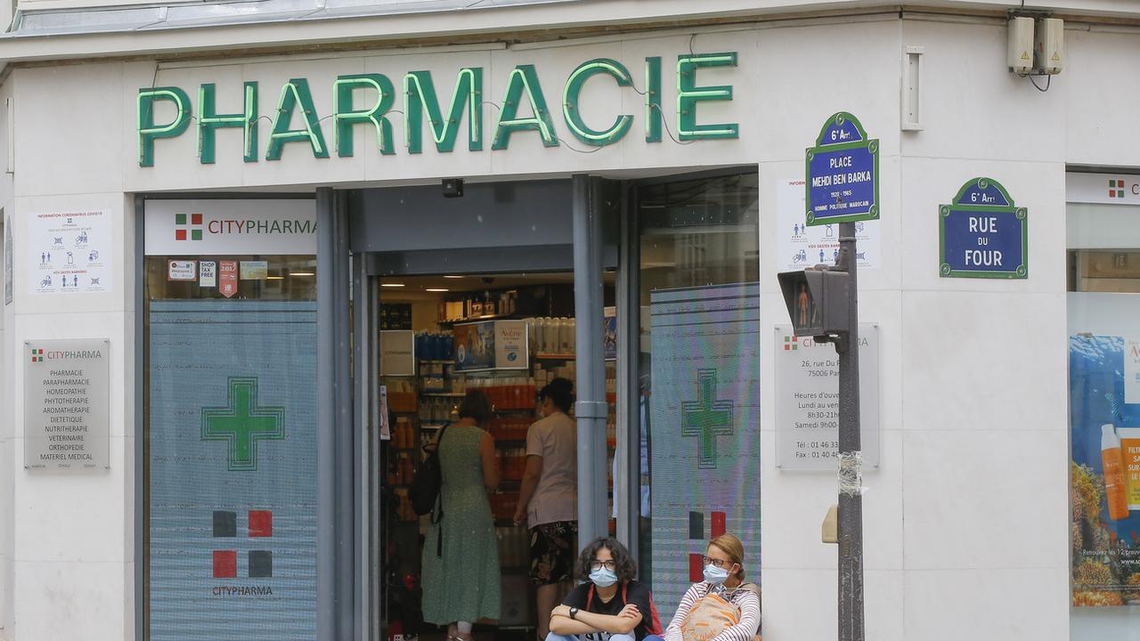 Grève massive des pharmacies en France, des milliers de manifestants dans la rue. [KEYSTONE - MICHEL EULER]