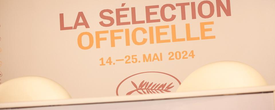 Le logo du Festival du film de Cannes lors de la conférence de presse du 11 avril 2024. [Keystone/EPA - Teresa Suarez]