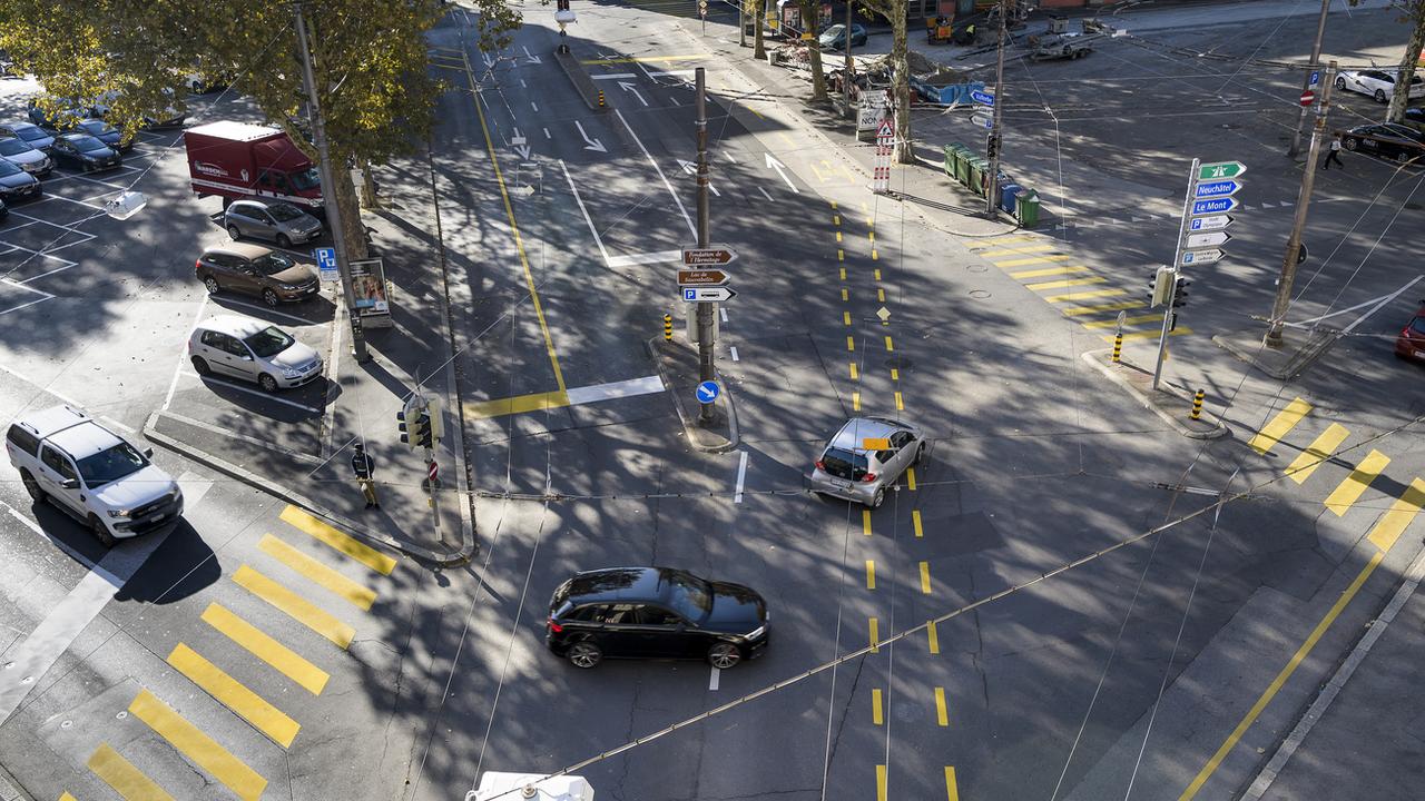 Une vue de la place du Tunnel à Lausanne. [Keystone - Jean-Christophe Bott]