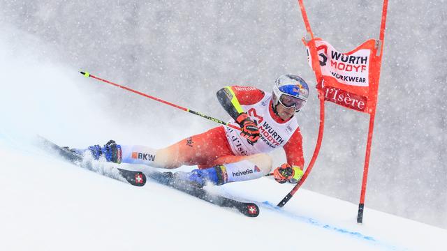 Odermatt s'est fait l'auteur d'une première manche solide pour devancer Kristoffersen de 0"15. [Guillaume Horcajuelo - Keystone]