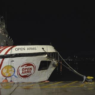 Un convoi humanitaire maritime doit faire entrer 200 tonnes de riz et farine dans le territoire assiégé de Gaza. [Keystone/AP Photo - Marcos Andronicou]