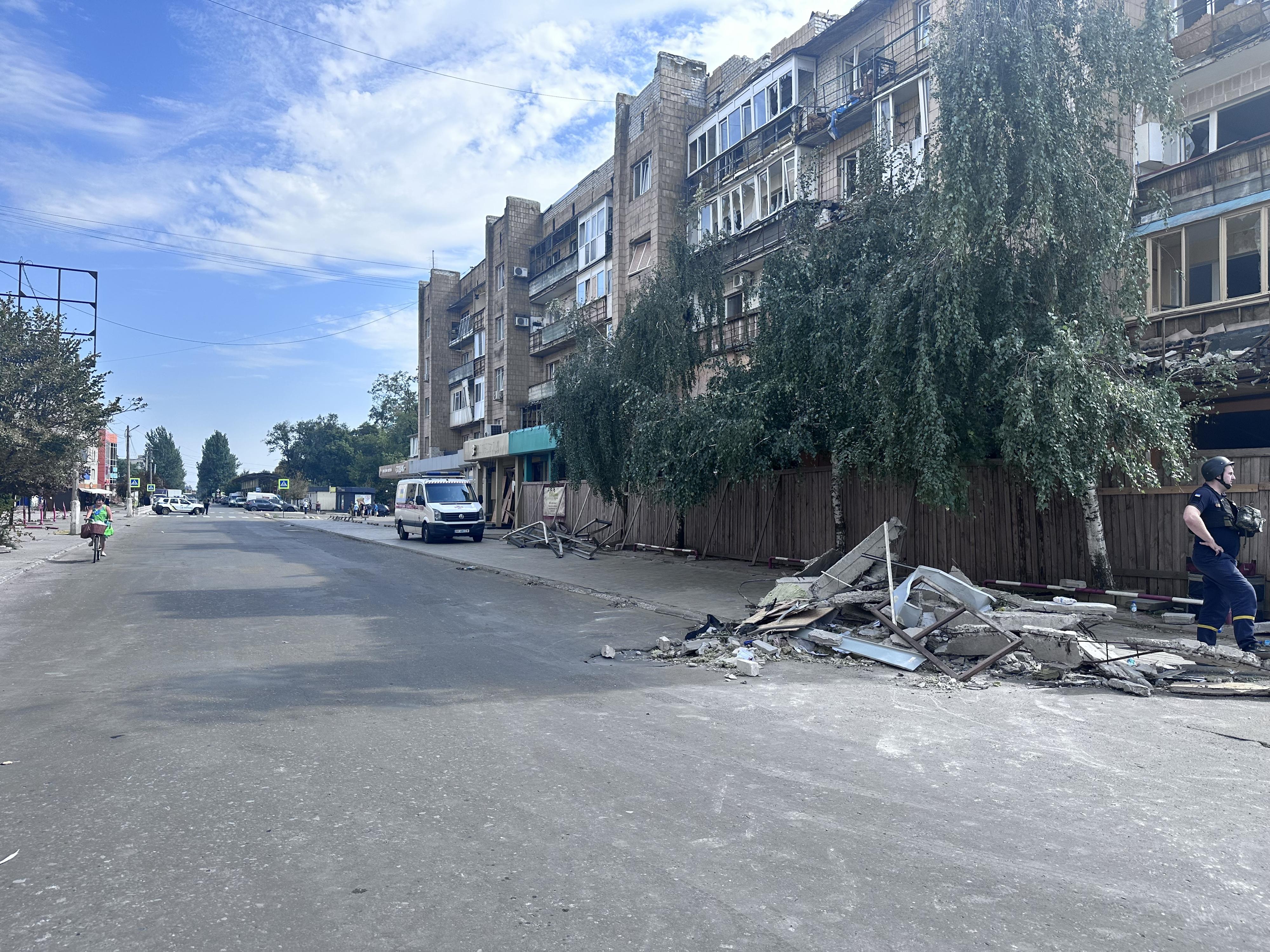 Une rue déserte de Pokrovsk. [RTS - Maurine Mercier]