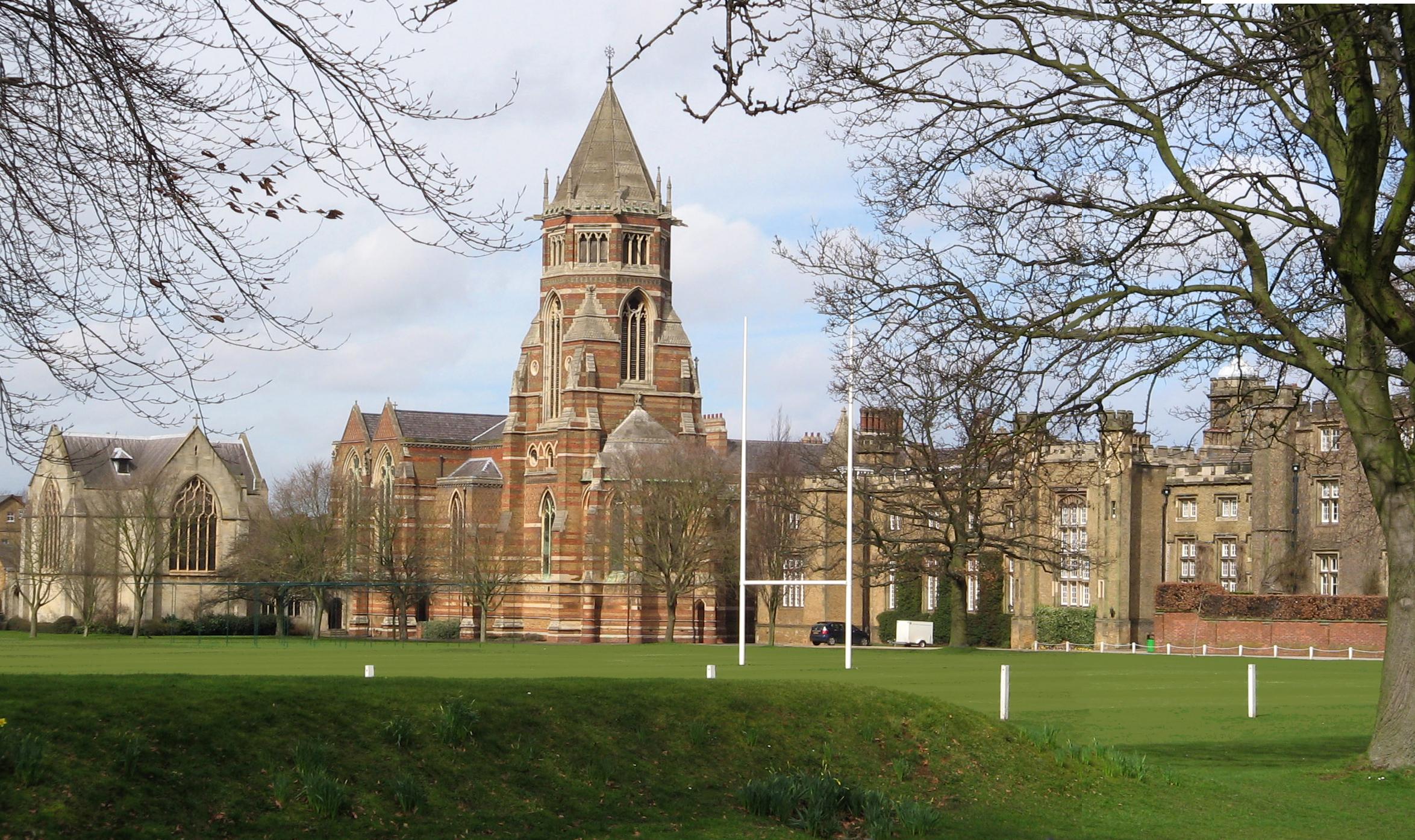 Rugby School, fondée en 1567, qui a donné son nom au sport au ballon ovale. [CC BY-SA 4.0 - G-13114]