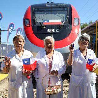 Inauguration d'un train aux Paquis. [AFP - Handout / Chile's Ministry of Transport]