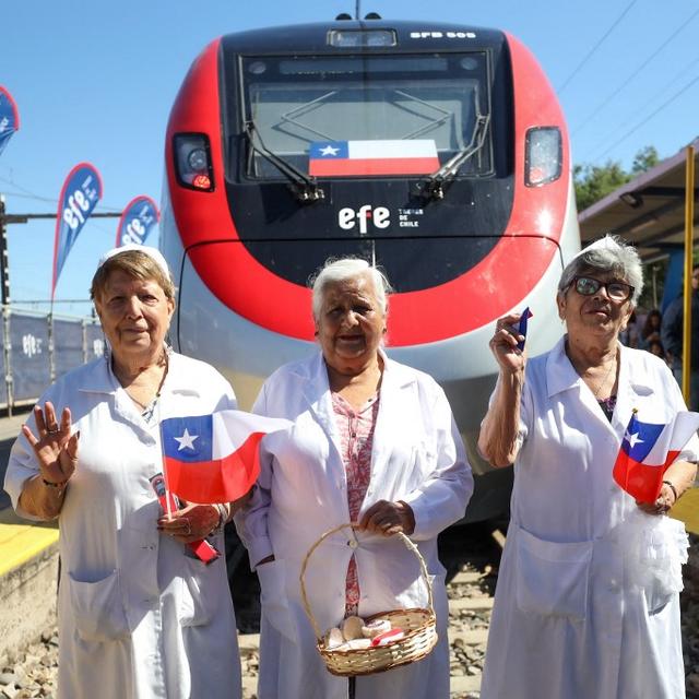 Inauguration d'un train aux Paquis. [AFP - Handout / Chile's Ministry of Transport]