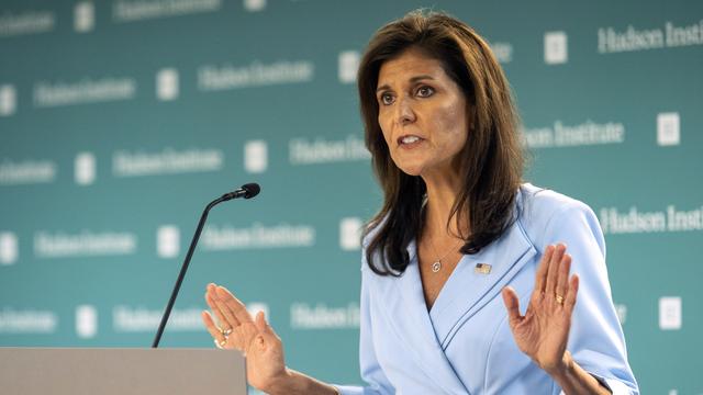 Après l'avoir critiqué, Nikki Haley a finalement annoncé qu'elle votera pour Donald Trump [KEYSTONE - CLIFF OWEN]