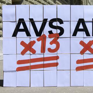 Les syndicats lancent leur campagne pour la votation sur la 13e rente AVS. [Keystone - Anthony Anex]