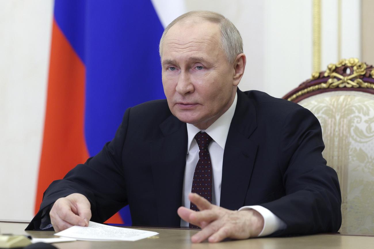 Vladimir Poutine ordonne des exercices nucléaires en réponse à des "menaces" occidentales. [KEYSTONE - GAVRIIL GRIGOROV]