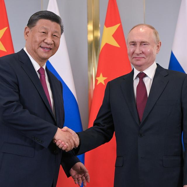 Vladimir Poutine et Xi Jinping au sommet de l'Organisation de Coopération de Shanghai. [Keystone/EPA - Sergey Guneev/Sputnik]