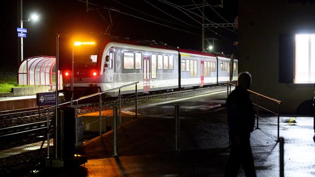 Le train a été immobilisé à Essert-sous-Champvent. [Keystone - Laurent Gillieron]