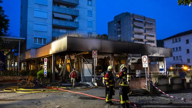 L'explosion de feux d'artifice qui a fait deux morts jeudi soir à Nussbaumen (AG) a eu lieu dans une pièce fermée à clé dans le parking souterrain. [Keystone - Michael Buholzer]