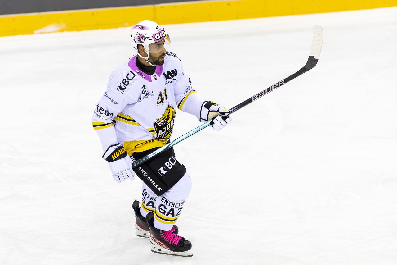 L'arrivée de Pierre-Edouard Bellemare a fait du bien au HC Ajoie. [Keystone - Salvatore Di Nolfi]